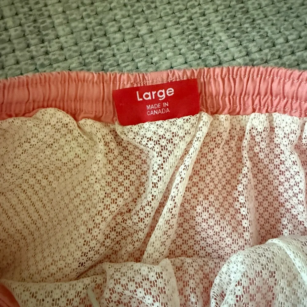 Supreme Banner Water Shorts (L) - Picture 4 of 5